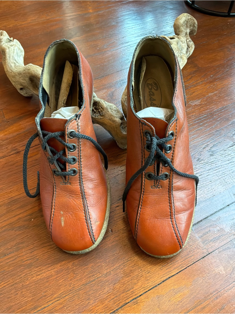 Bass Orange-Brown Leather Lace-Up Shoes